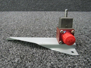 72D6C, C798-3 Robinson R44 AVI Fuel Valve and Bracket