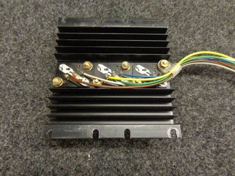 331501978876-SL