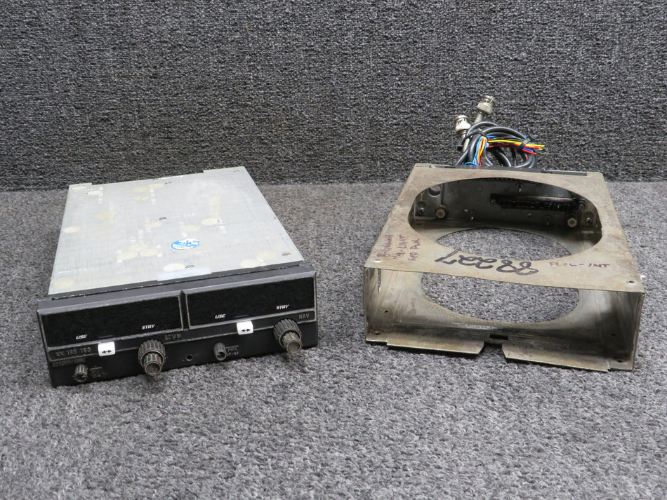069-1024-31 Bendix King KX-155 VHF Nav-Comm with Glideslope & Tray (Volts: 14)
