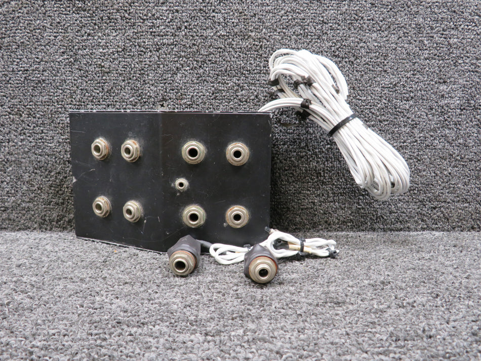 Beechcraft 58 Microphone Jack Set