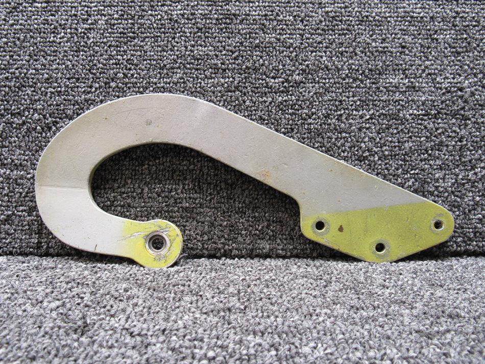 002-410055-43 Beechcraft 58 Nose Baggage Door Aft Hinge Assembly