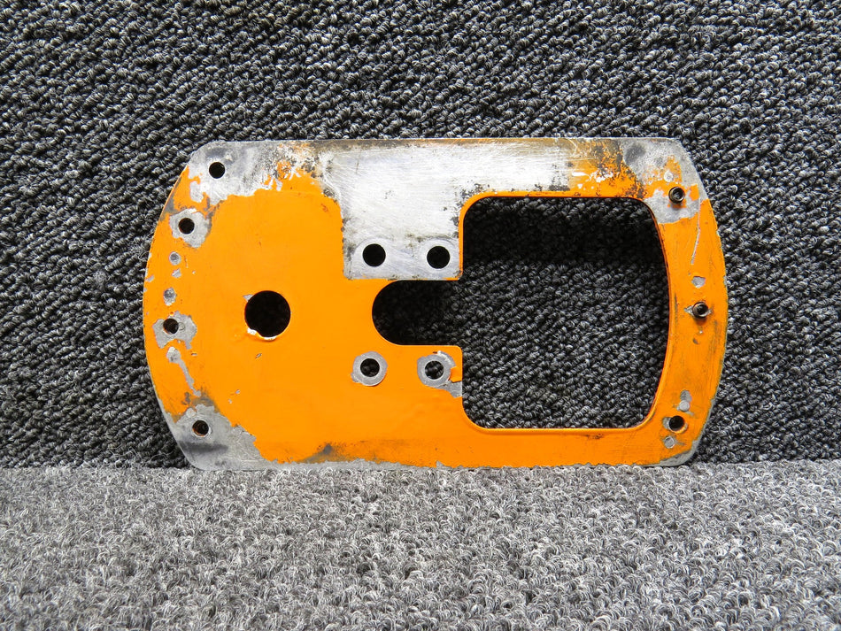 0441225-2 Cessna 152 Main Gear Wheel Fairing Plate RH