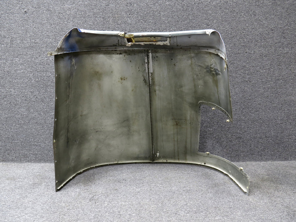 0595000-2, 0552002-76 Cessna 172A Upper Engine Cowl w Nose Cap (Damaged)