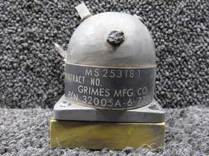 32005A-6-7796 (Alt: MS25318-1) Grimes Approach Light Assembly w Retainer