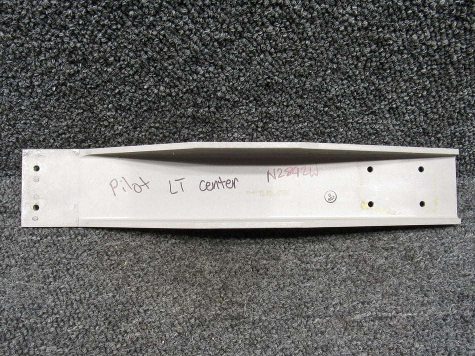 002-430021-61 Beech 58 Front Seat Center Track