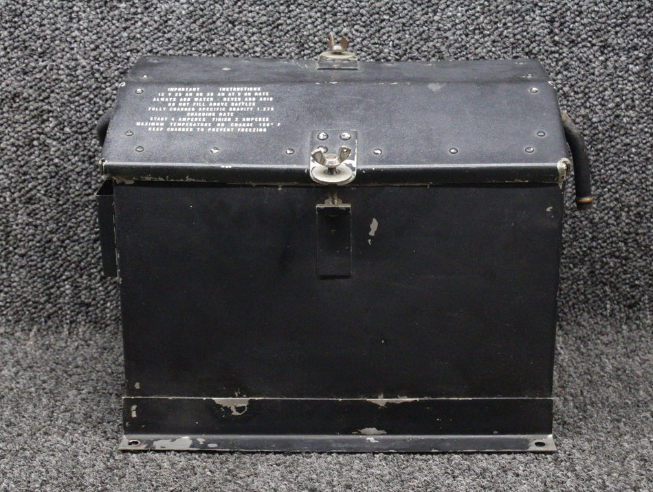 63888-000, 63977-000 Piper PA28-140 Battery Box Assembly with Lid