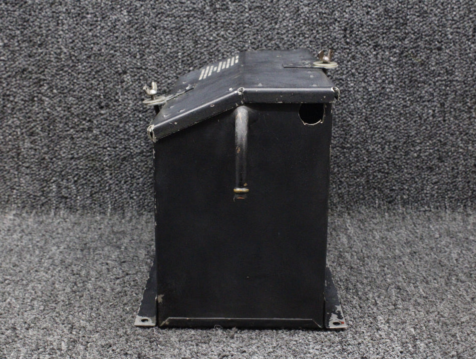 63888-000, 63977-000 Piper PA28-140 Battery Box Assembly with Lid