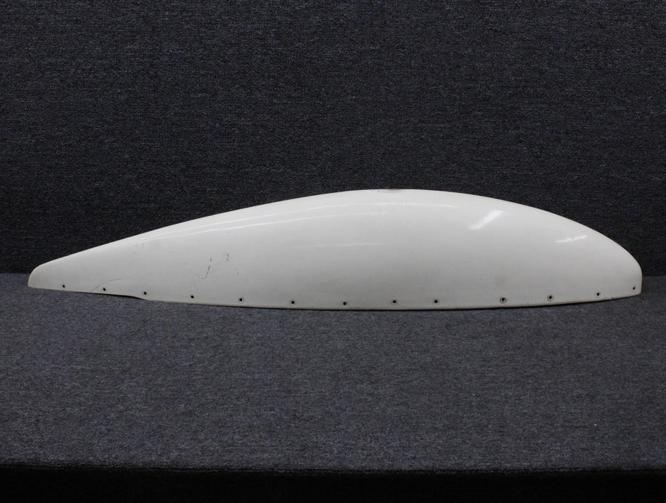62090-001 (Use: 62090-015) Piper PA28-140 Wing Tip Assembly RH