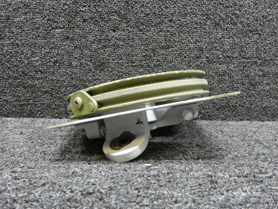 5565381-1 Cessna Citation 501 Aileron Quadrant Assembly with Mount LH