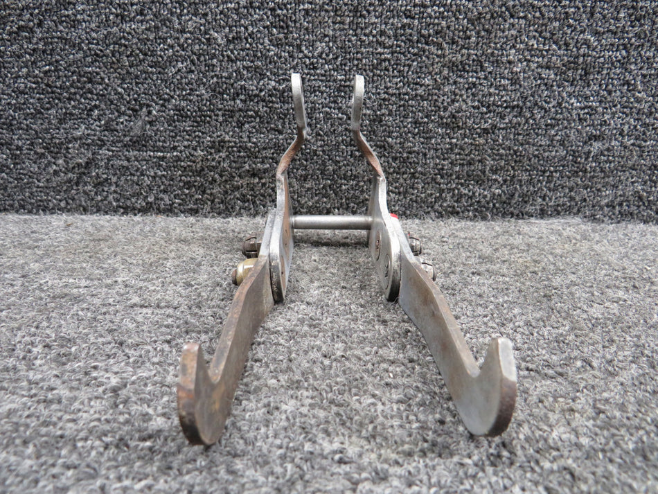 0841141-1, 0841141-2 Cessna 310J Forward & Aft Uplock Hook Assy (Rusted)