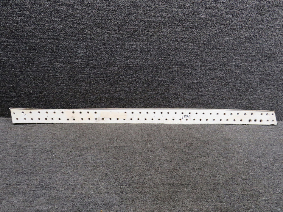 2423000-3 Learjet 25 Upper Strap Access LH