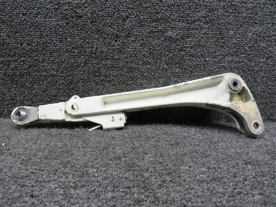 0841225-10 Cessna Main Landing Gear Bellcrank Assembly and Link RH