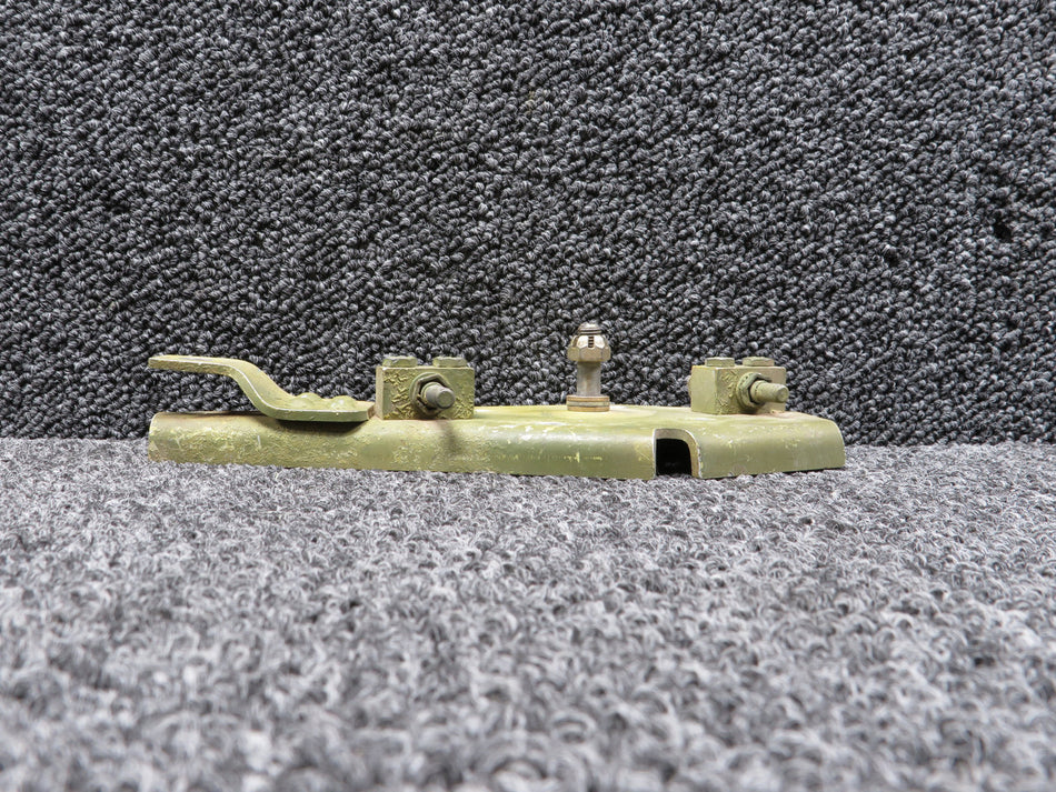 50-524406-4 Beechcraft KA-90 Horn Elevator Control RH