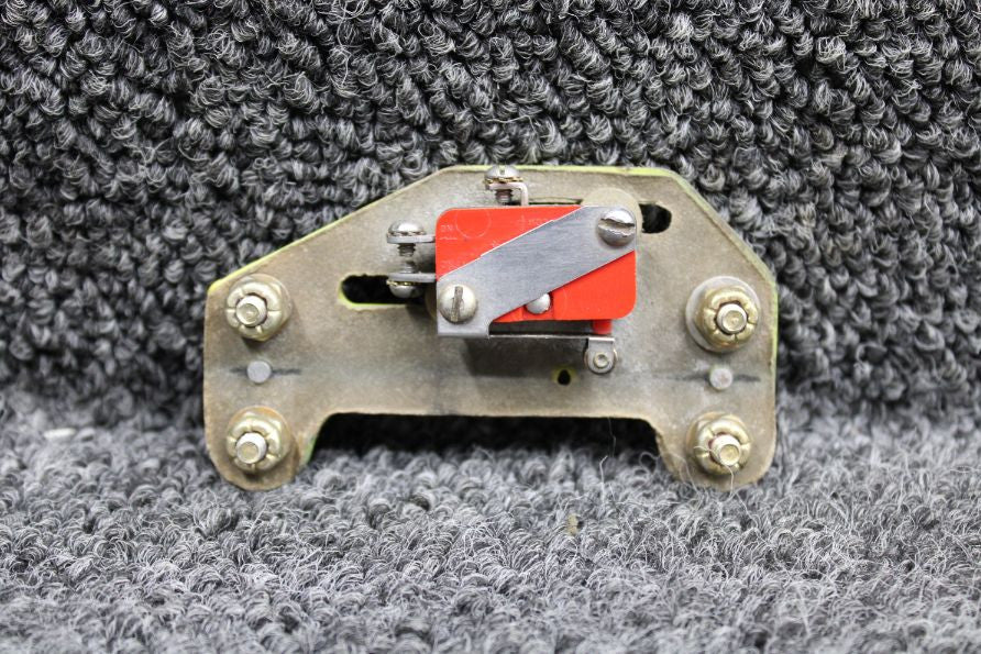 V3-1, 660052-001 Mooney M20J Throttle Position Landing Gear Warning Switch Assy