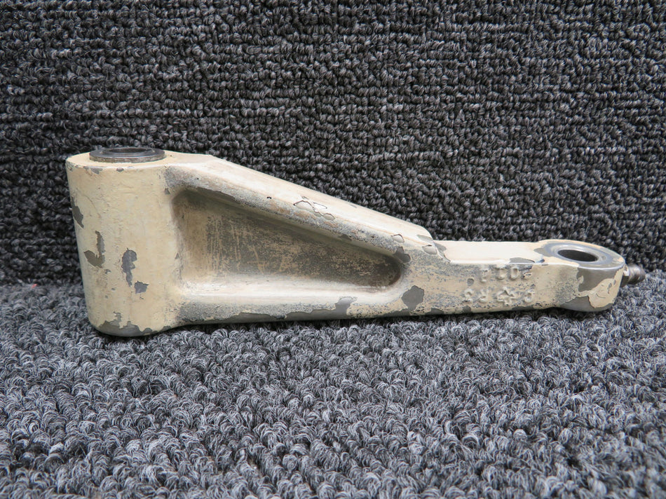 0841000-91 (Cast: 0841005-3) Cessna 310K Main Landing Gear Torque Link Upper