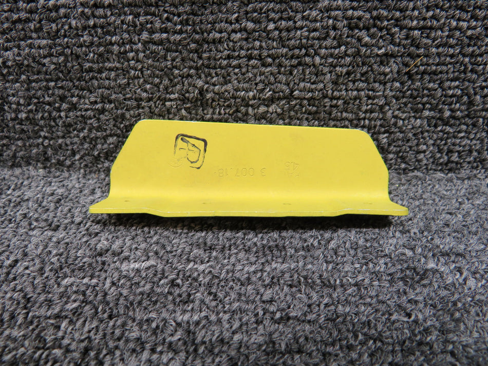 205-3-007-18 SIAI-Marchetti S205 Angle Flap Bracket Inbd Att. Right Side (NOS)