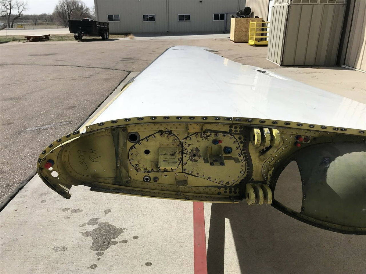 Cessna Citation 500 right-hand wing for sale