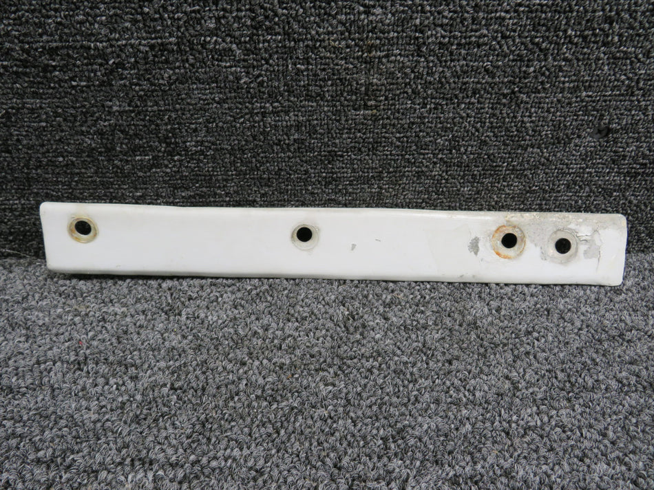 6554004-47 Cessna Citation 550 Upper Retainer LH (Worn)