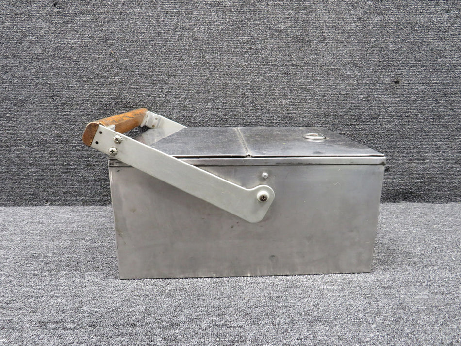 J0550-368 Portable Ice Chest