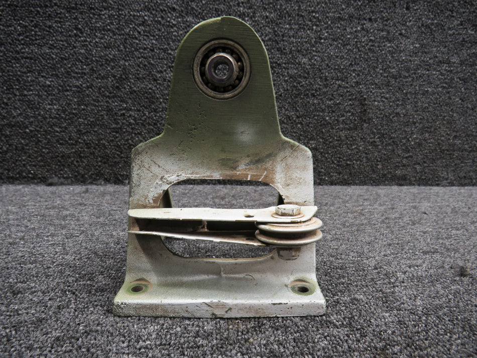 50-524420-4 Beech KA-90 Elevator Inboard Hinge RH