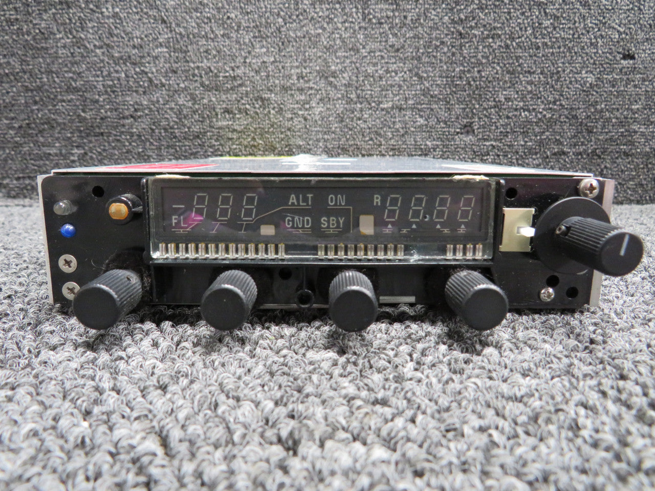 066-01141-1101 Bendix King KT-70 ATC Transponder w Tray and Mods