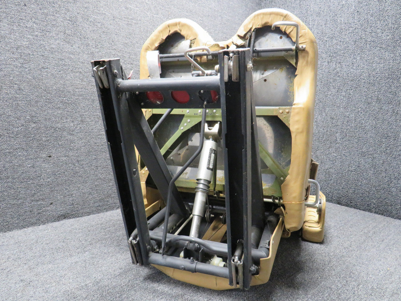 5519201-2 Cessna Citation 550 Copilot Seat Assembly – BAS Part Sales