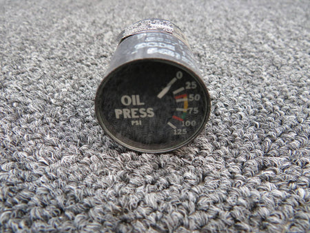 66745-0111 (Alt: 55571-002) Piper PA-31T Aerosonic Oil Pressure Indicator BAS Part Sales | Airplane Parts