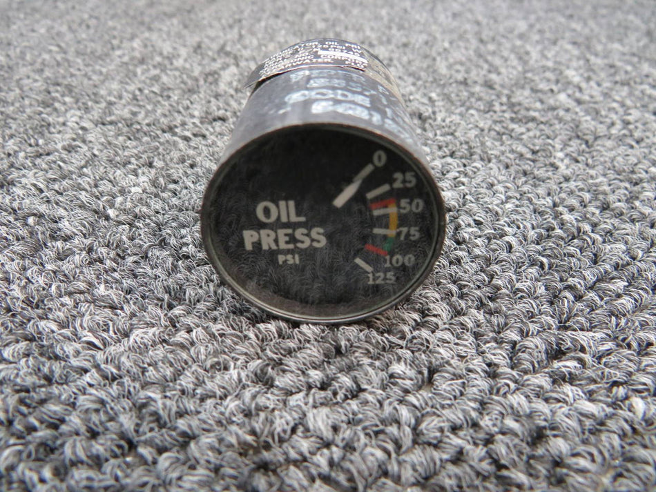 66745-0111 (Alt: 55571-002) Piper PA-31T Aerosonic Oil Pressure Indicator BAS Part Sales | Airplane Parts