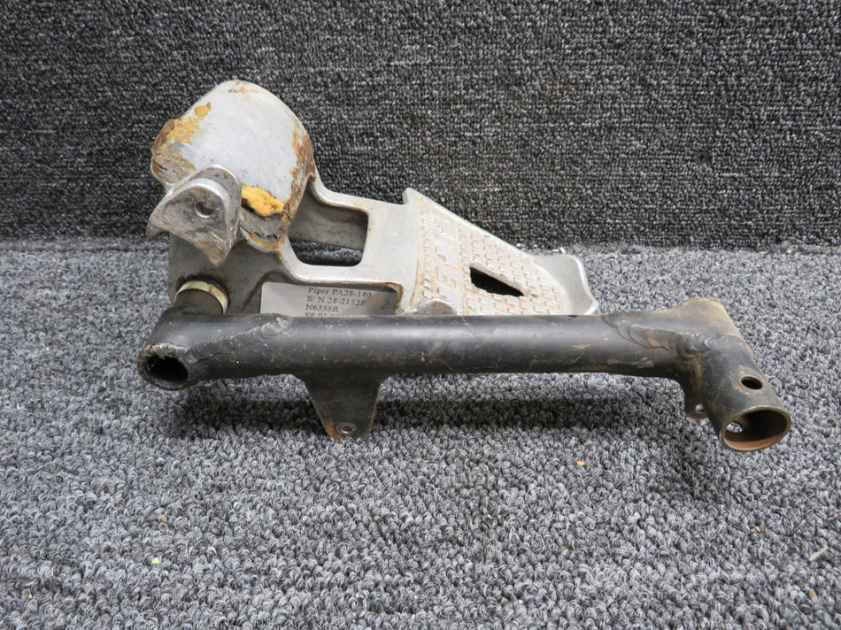 63418 Piper PA28-140 Pilot Rudder Pedal Assembly