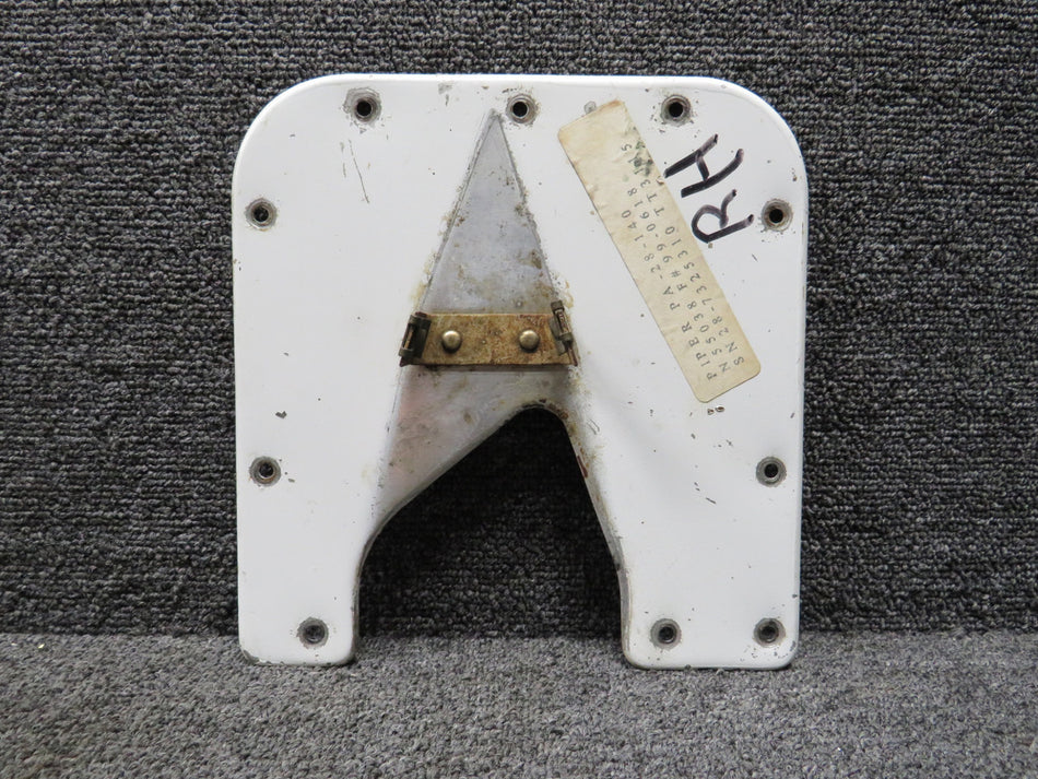 65688-001 Piper PA28-140 Fairing Plate Assembly RH (Worn)