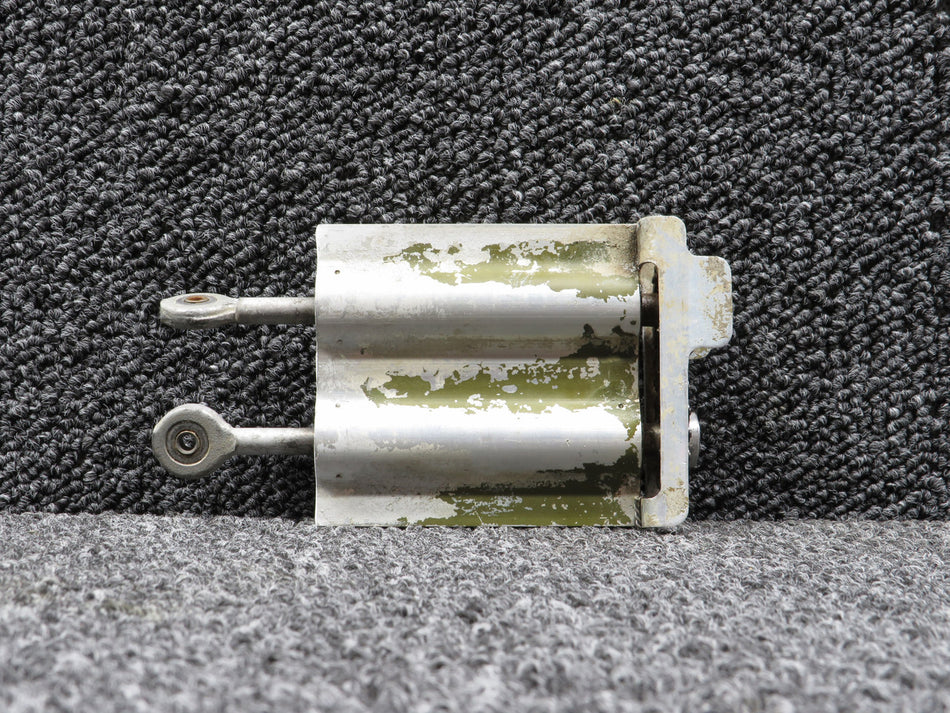 5565450-61 (Use: 666036-29) Cessna C-500 Aileron Trim Actuator