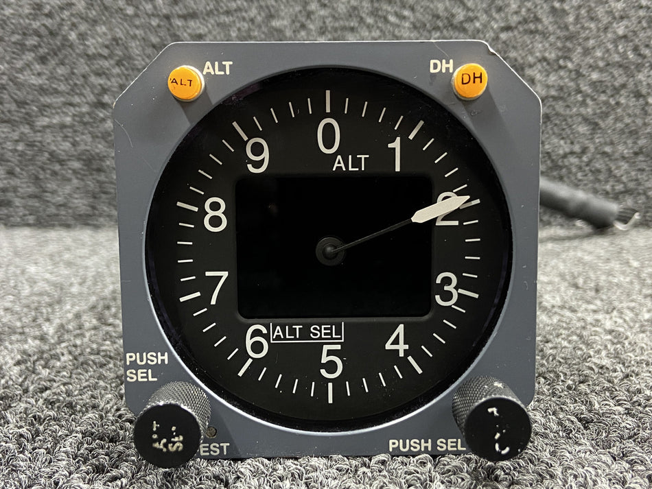 9D-80130-1 Innovative Solutions Air Data Display Indicator w Software Mod (28V)