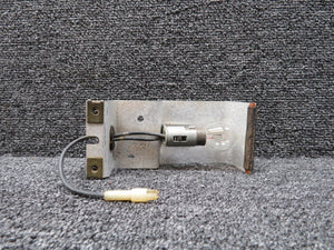 0762036-1 Cessna 182P Courtesy Light Shield Assembly with Bulb