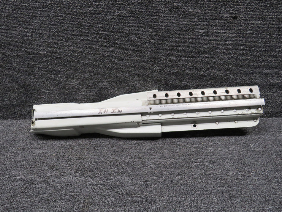 0812987-7 Cessna 310K Inboard Seat Track Assembly RH