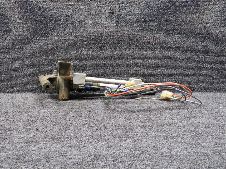 C301002-0108 Cessna 172N Flap Actuator Assembly