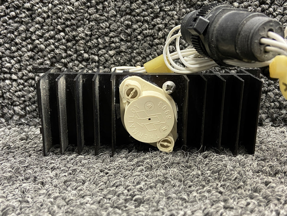 2418142-3 Lear Jet 55 Dome Light Heat Sink & Transistor Assembly