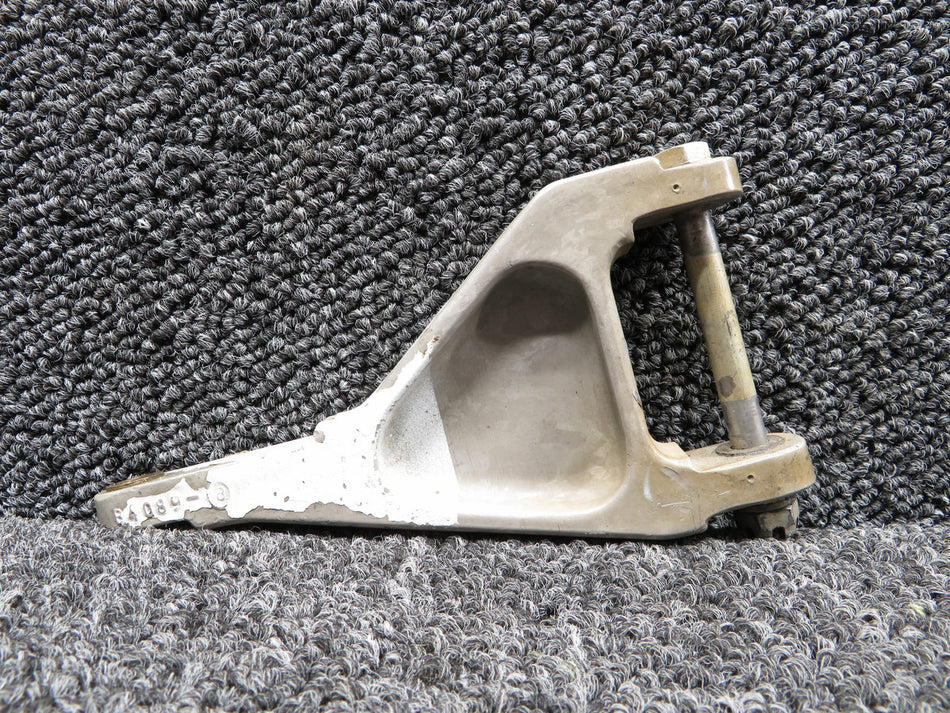 9535 Commander 690 Scissor Nose Landing Gear Assembly