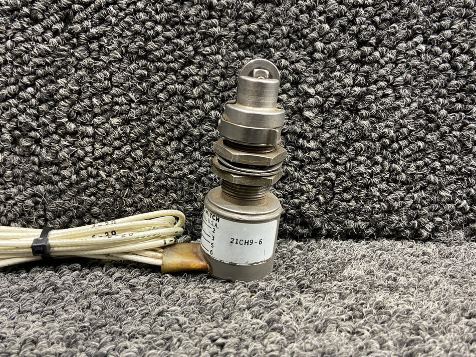 21CH9-6 Lear Jet 55 Nose Gear Up Microswitch