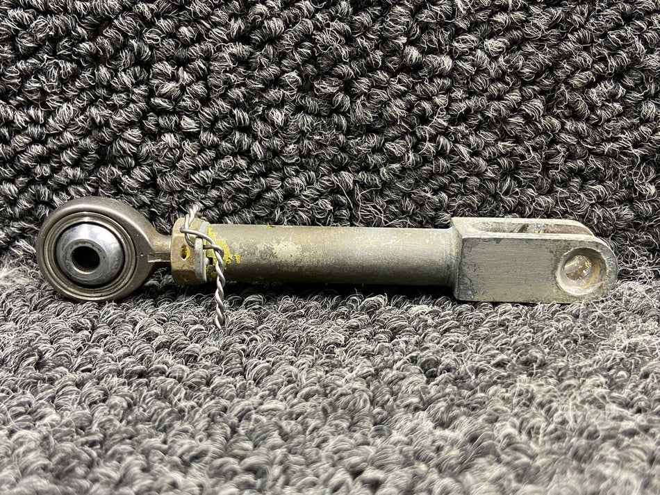 5415569-1 Lear Jet 55 Aft Baggage Door Latch Pushrod Assembly