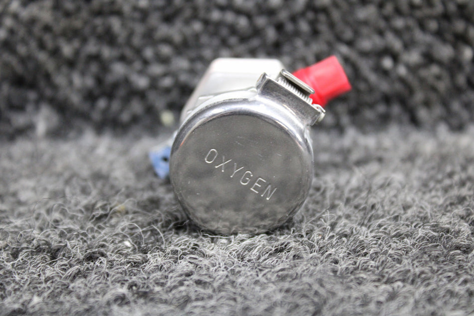 C166006-0109 (Use: C166006-0104) Cessna TR182 Oxygen Outlet Valve