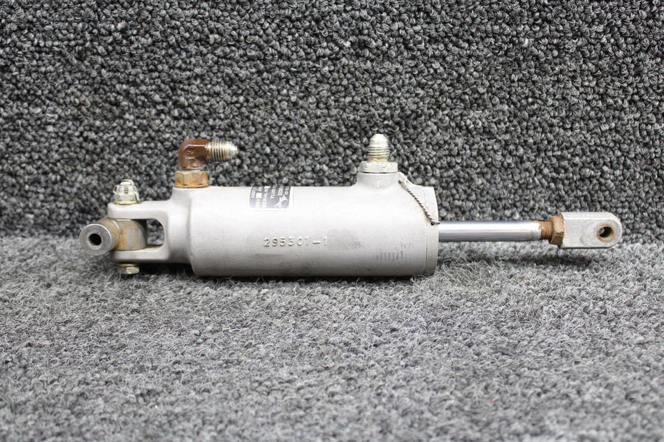 OAS2953-3 (Alt: 763-041) Aerostar 600 Ozone Nose Gear Actuator (Water Damage)