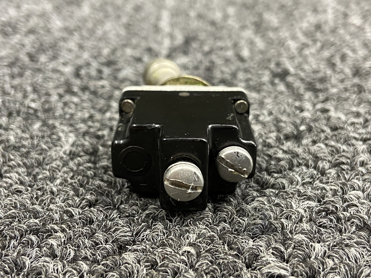 1TL1-2D (Alt: MS24658-22D) Honeywell Two Position Toggle Switch