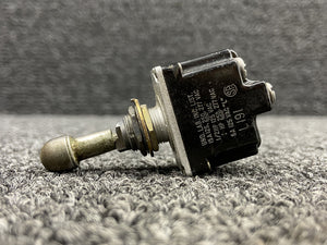 2TL1-10N (Alt: MS27408-4N) UND Lab Toggle Switch with Reset