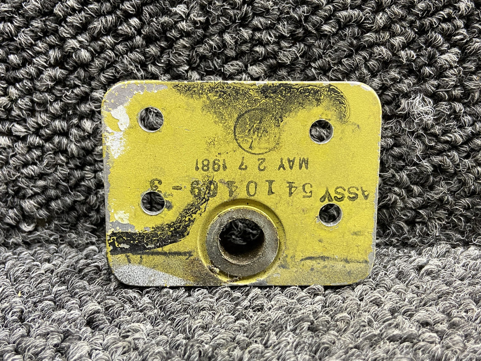 5410469-3 Lear Jet 55 Forward, Lower Nose Gear Baggage Pin Receptacle