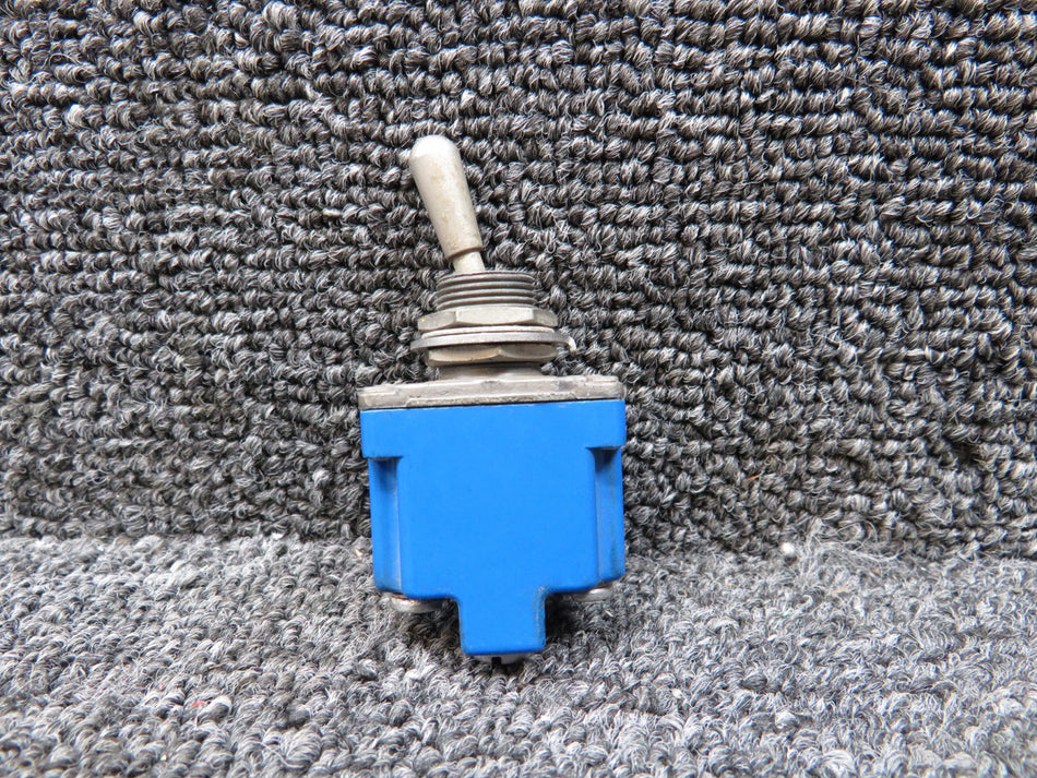 MS24523-23 (Alt: 1TL1-3) Micro Switch Single Pole Toggle Switch