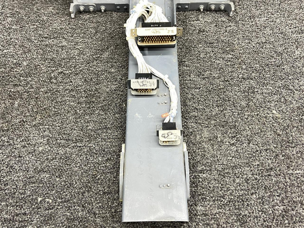 Learjet 5508806-086-1 Lear Jet 55 Co-Pilot Instrument Panel Structure Assembly
