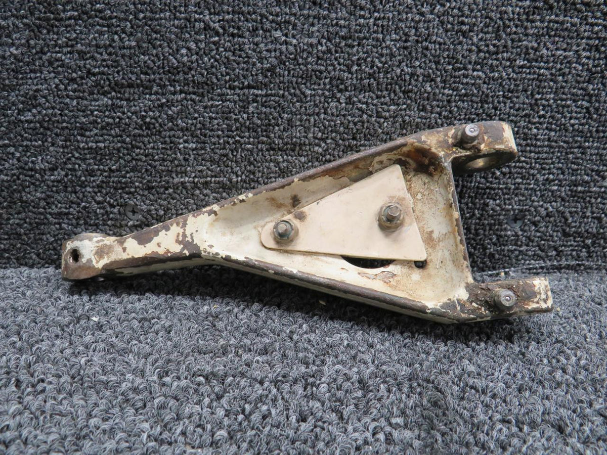 Cessna Aircraft Parts 5141005-7 Cessna 414A Main Gear Torque Link Upper LH