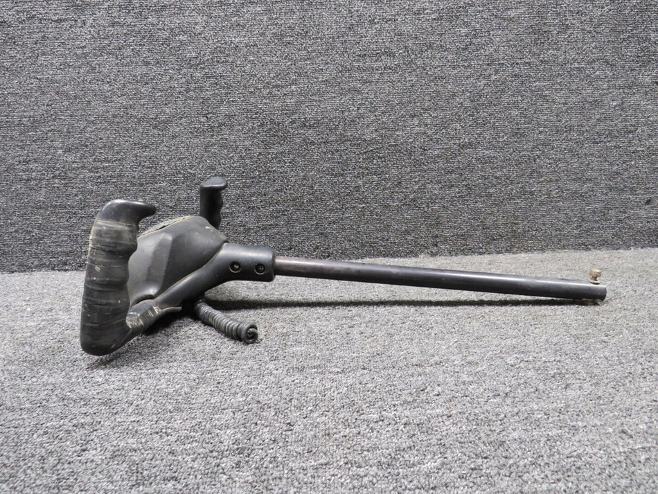 0513260-5, 0514097-1 Cessna 172N Control Wheel with Pad and Mic Switch