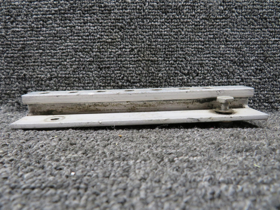 002-430021-61 Beechcraft Cabin Seat Track Front Center