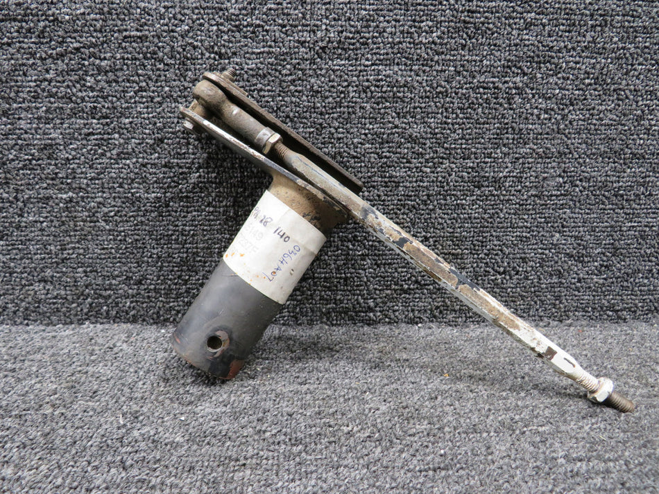62727-001 Piper PA28-140 Flap Torque Tube Assembly with Rod RH